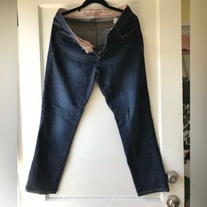 Tommy Hilfiger Womens Size 12 Spirit Crop Denim Jeans